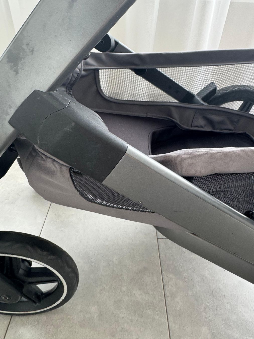 Joolz Kinderwagen: Joolz Geo 3 Kinderwagen Set – Gebraucht aus Baar von seb_6hg5 4