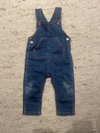 Baby Latzhose Grösse 68