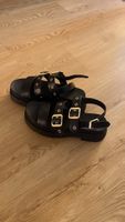 Catwalk schwarze Sandalen