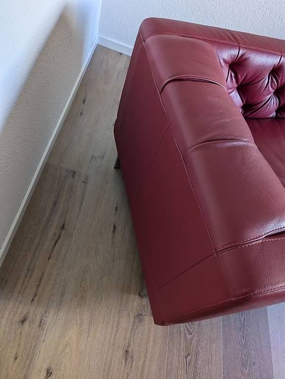 Poltrone: Roter Echtleder Sessel "Chesterfield" – Usato da Hünenberg See venduto da Sandra.12 2