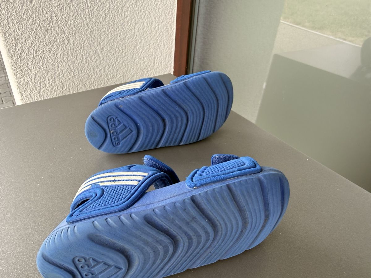 Scarpe per ragazzi: Adidas Boys Sandals Size 21 – Usato da Diessenhofen venduto da mar_8cyl 3
