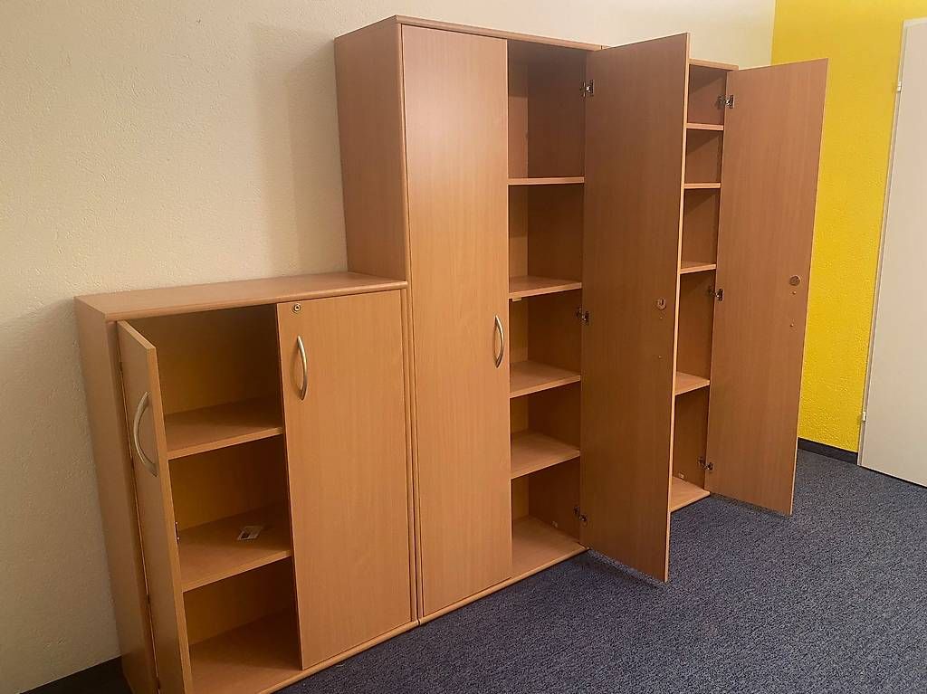 Armadi: Büroschrank – Usato da Hinwil venduto da Hiwikeb