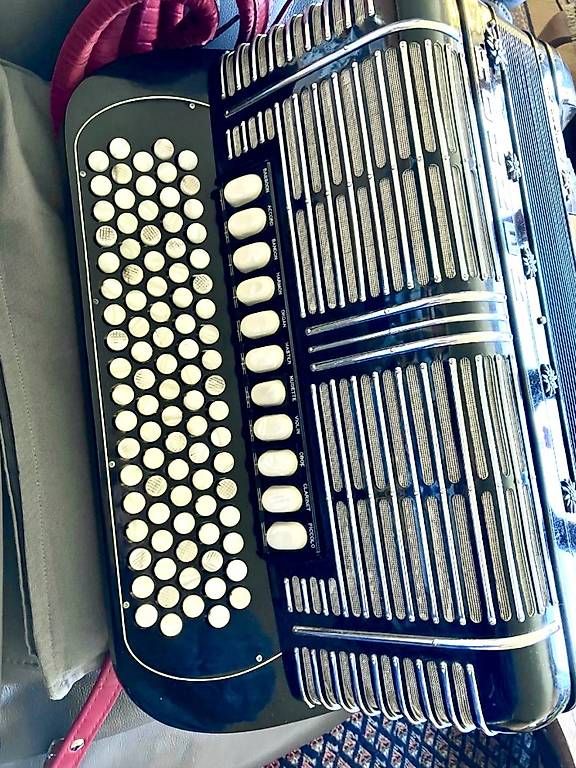 Musikinstrumente: Hohner Morino XIN – Gebraucht aus Oberdorf SO von Lanzinger 2