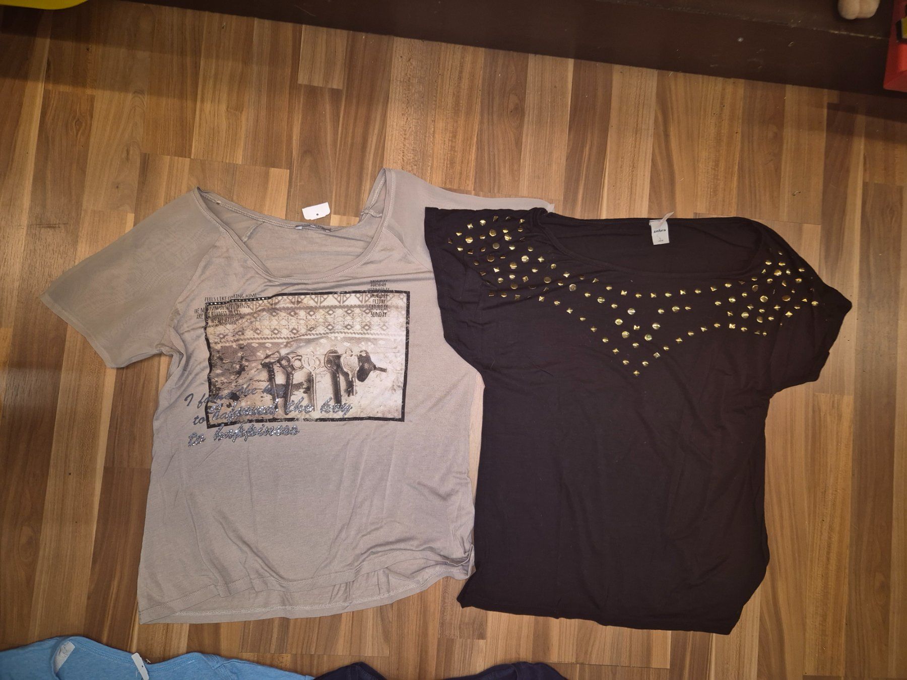 T-shirts: 4 T-shirt gr L K5 – D'occasion à Schwarzenburg par Flamingo07 2