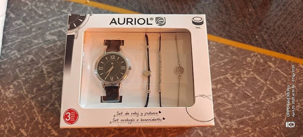 Orologi: NEU Uhr und Armband Geschenkset – Nuovo e nell'imballaggio originale da Obernau venduto da Tiga42