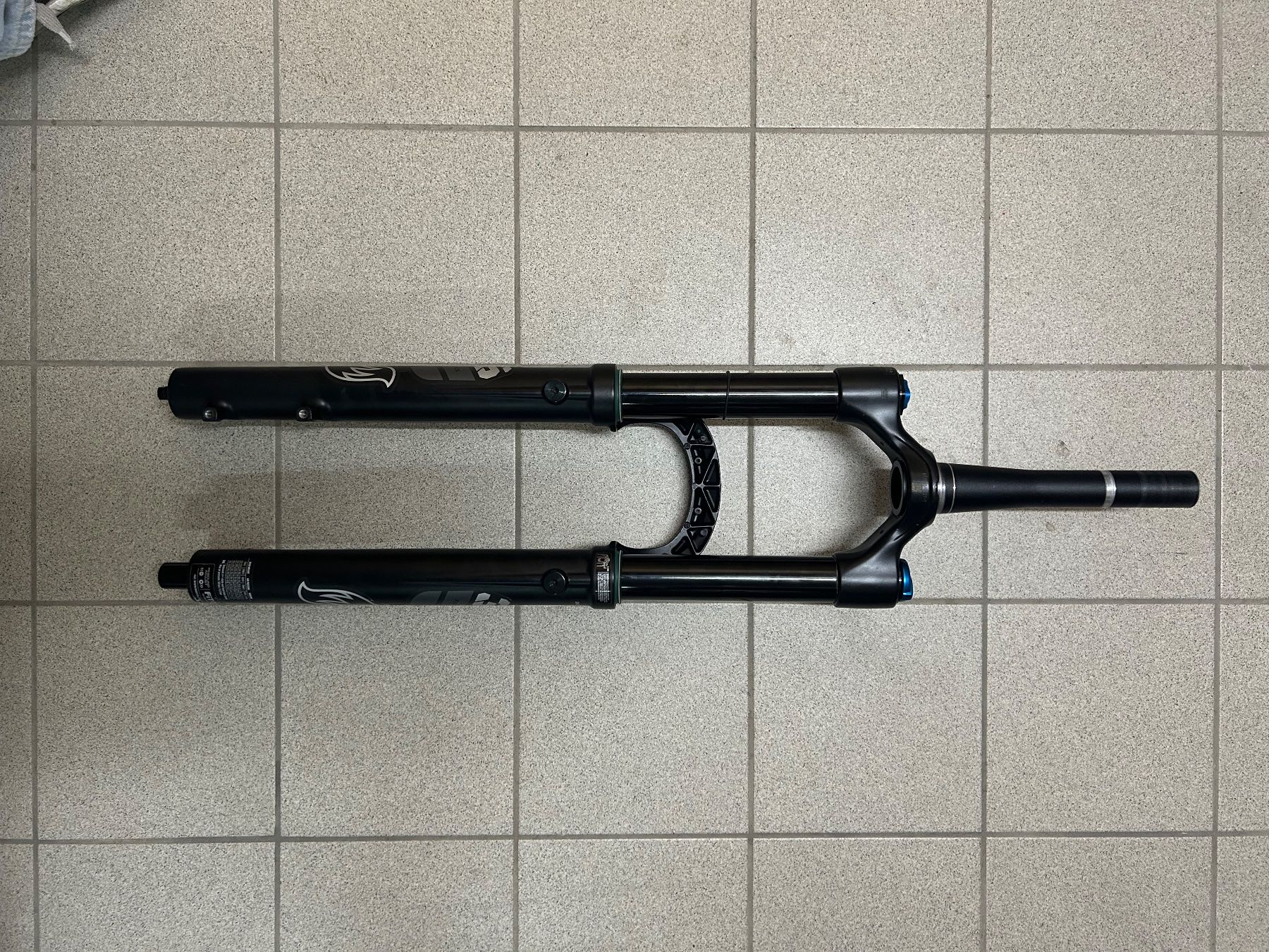 Fox Pezzi di ricambio: Fox 36 Float Performance 27.5 / 27.5+ 160mm ab Service – Usato da Mund venduto da Istrupi 1