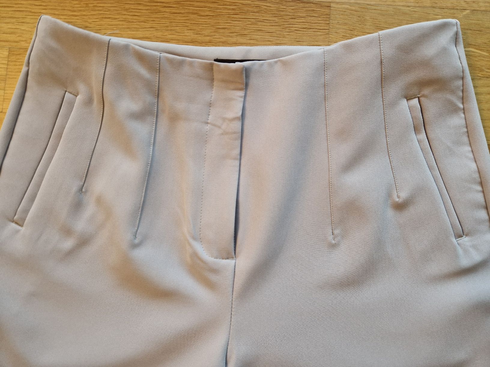 Vero Moda Hosen: VERO MODA Stoffhose, beige, Gr. 42/30 – Neu (gemäss Beschreibung) aus Basel von sel_g 2