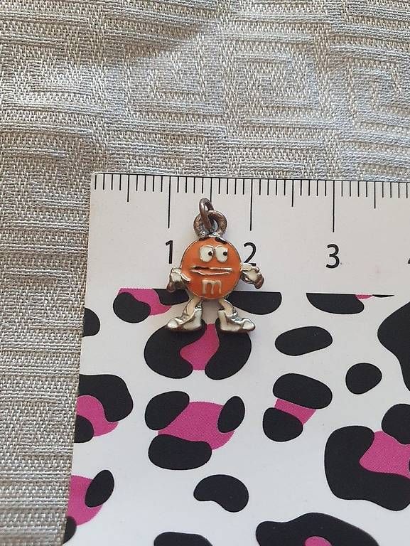 Ciondoli: Petit pendantif M&M's – Usato da Nidau venduto da jul_6tpv 1