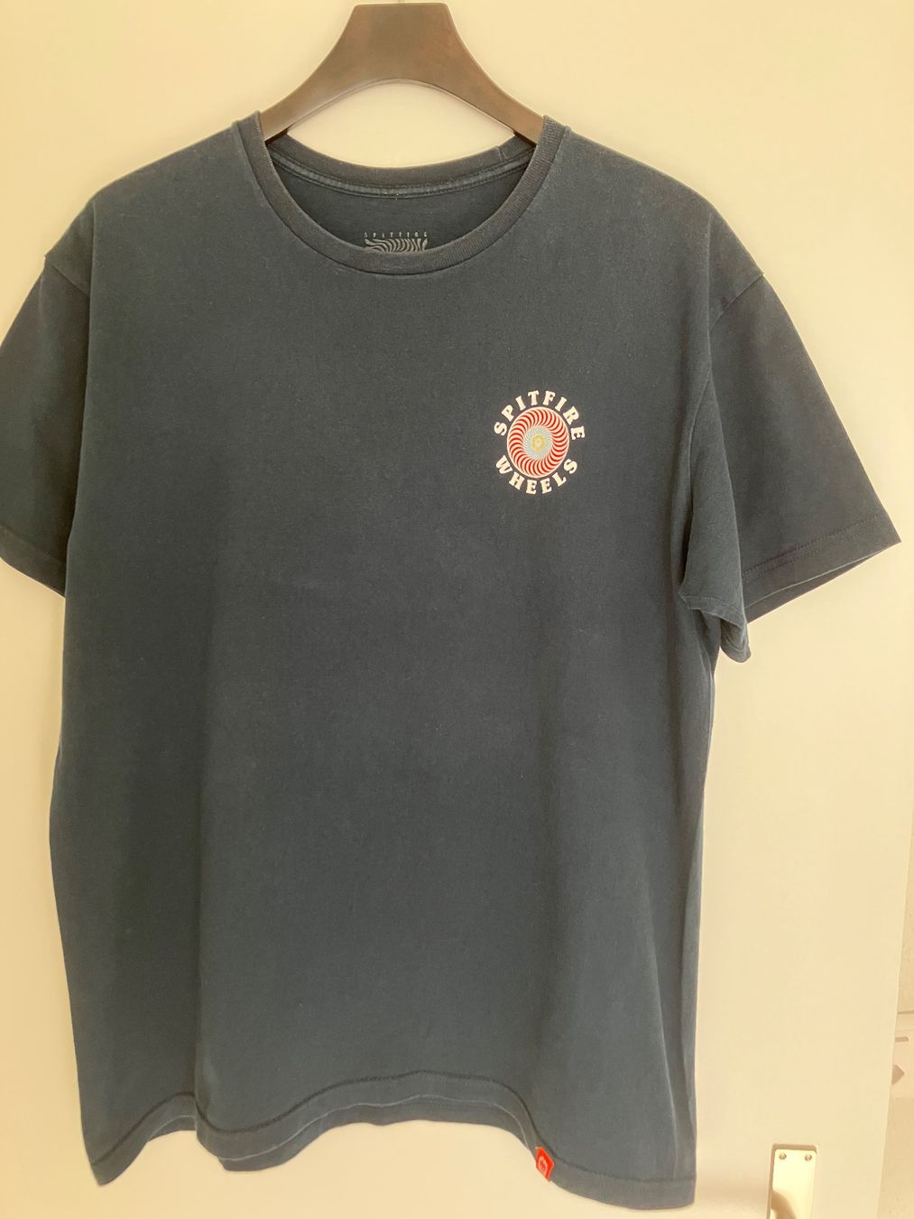 T-Shirts: T-Shirt Spitfire Wheels – Gebraucht aus Küssnacht am Rigi von mon_t885
