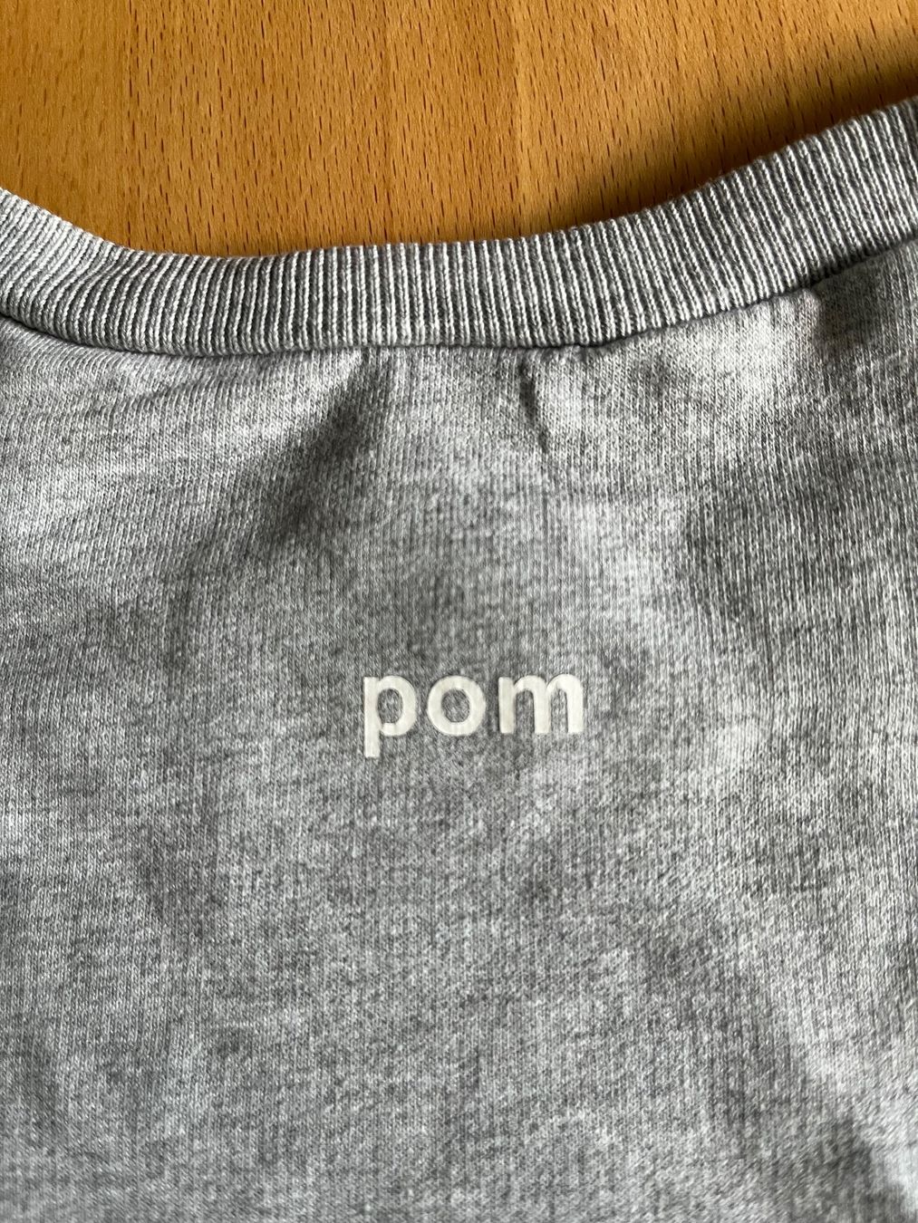 Maglioni & Felpe: Kinderpullover der Marke Pom Berlin – Usato da Zürich venduto da mich008 2