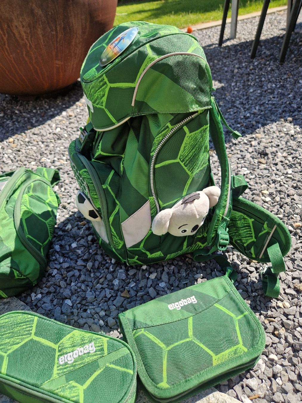 Ergobag Borse & Zaini: Ergobag Schulranzen Set mit 2x Etui und Turnrucksack – Usato da Schindellegi venduto da COIFFY 1