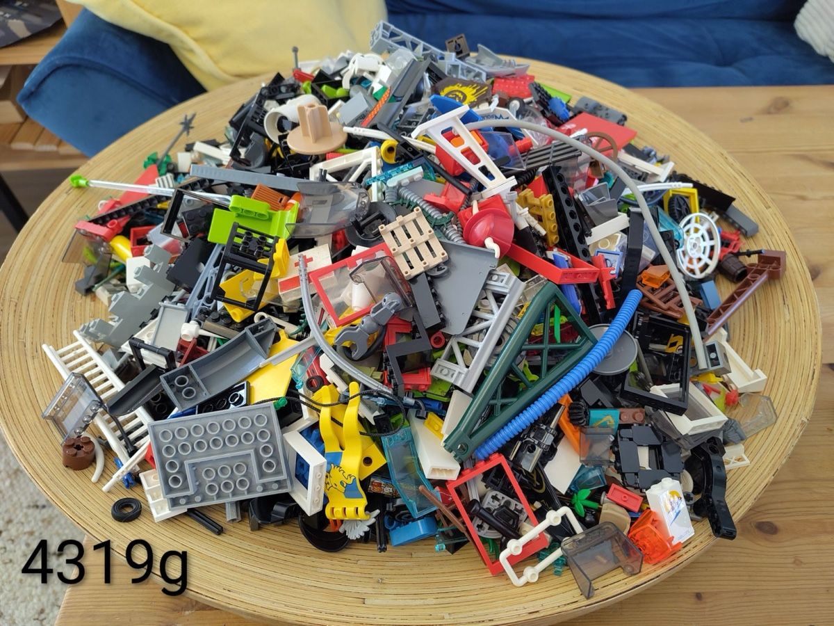 Lego Giocattoli: grosses Lego Set  – Usato da Oetwil am See venduto da Theboxi