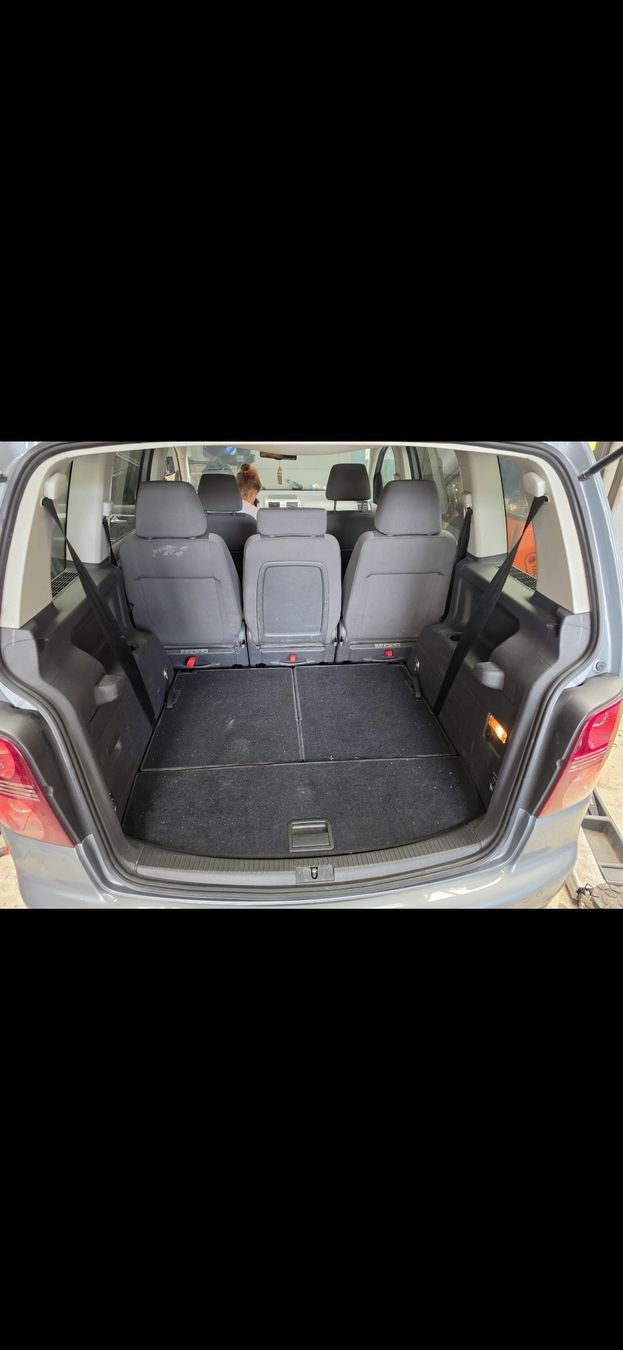 VW Automobili: VW Touran 1.4 TSI , 7 Plätzer – Usato da Schötz venduto da corrado82 9