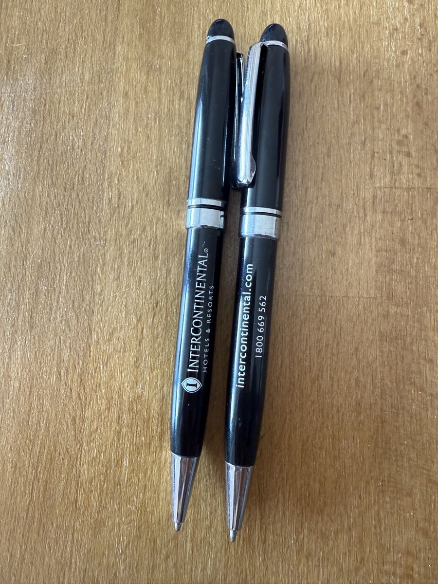 Penna & Evidenziatori: Lot de 2 stylos Hotel Intercontinental noirs – Usato da Lausanne venduto da Stephaniesdressing 3
