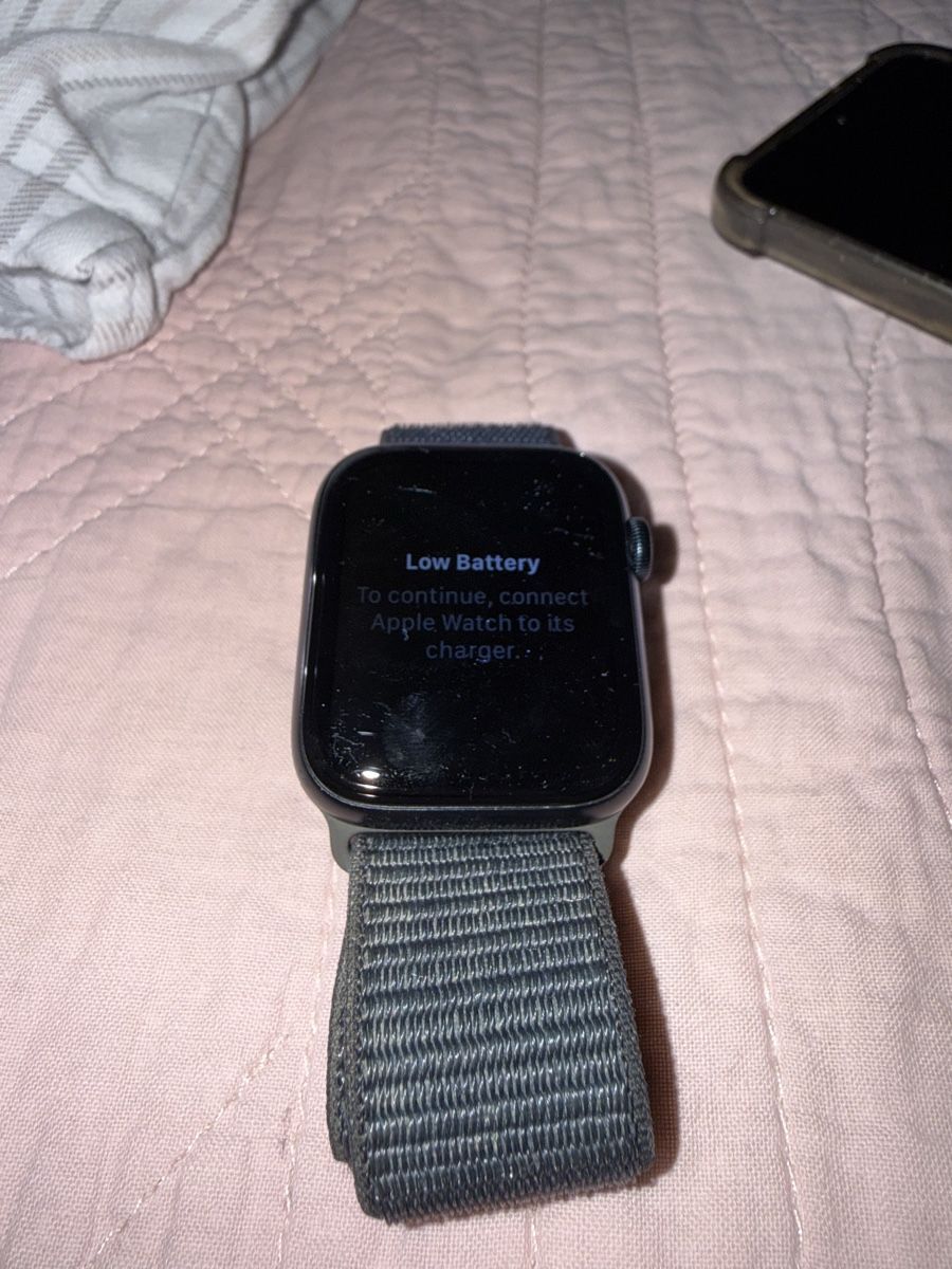 Apple Smartwatch: Apple Watch SE – Gebraucht aus Schönenwerd von Ale46. 2