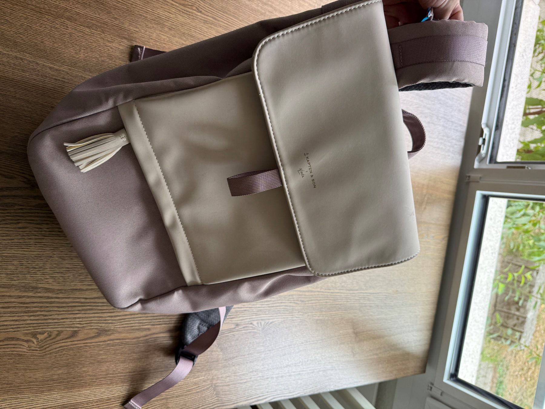 Kapten & Son Zaini: Rucksack Kapten and Son Farbe: Muted Clay – Usato da Sirnach venduto da 6mec2 4