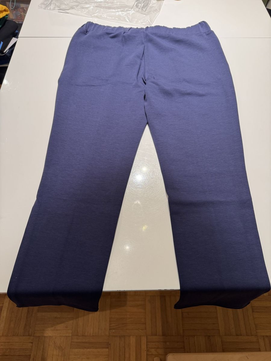 Hosen: FCZ Tech Pants Women blau Grösse XL – Neu und originalverpackt aus Suhr von Oppel 1
