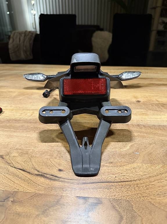 Toutes les pièces détachées moto: Originales Heck Yamaha R1  – D'occasion à Saland par JoelCampa 1