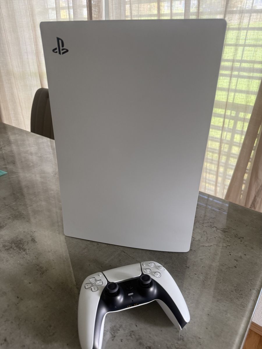 Sony Consoles: Sony PlayStation 5 Disc Edition mit Controller  – D'occasion à Perlen par Albintso 2