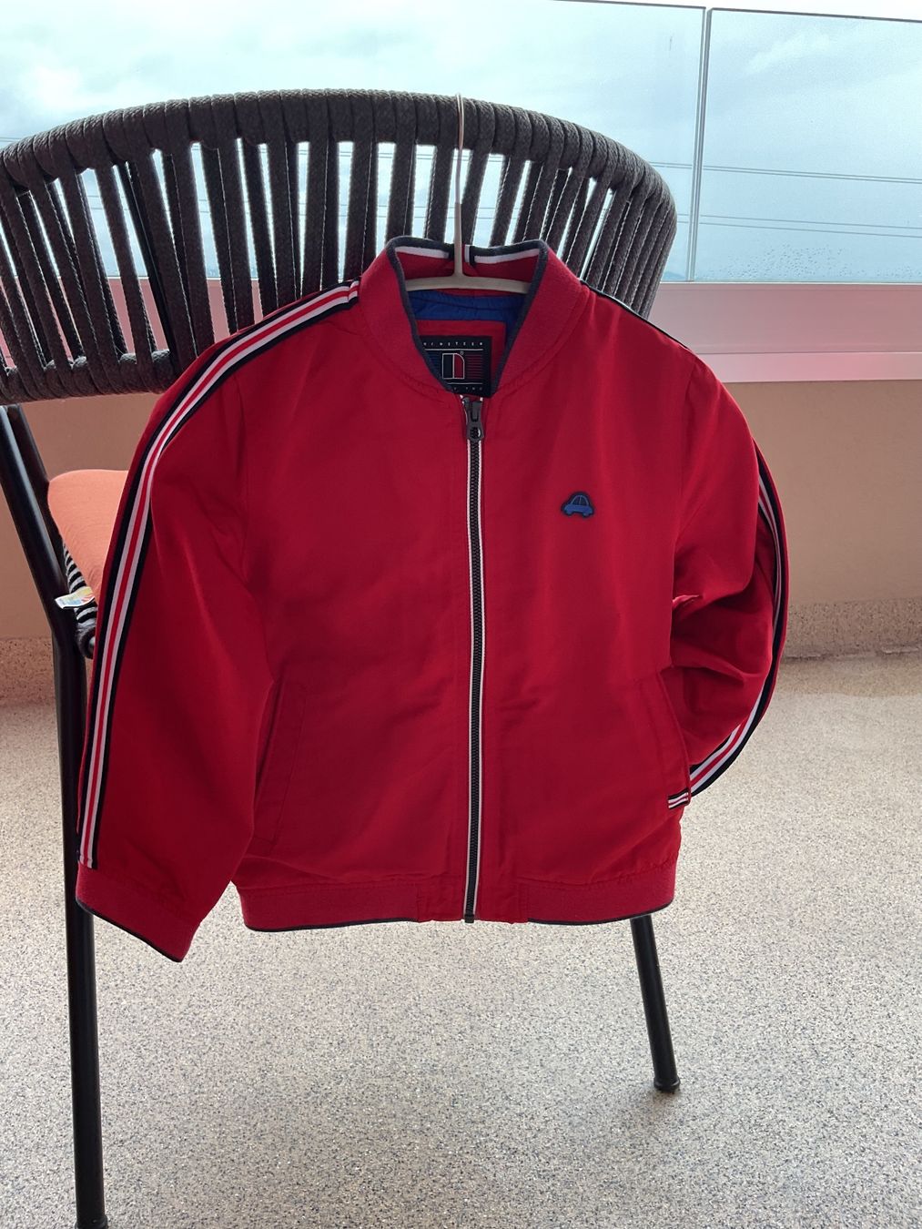 Next Vestes: Veste enfants – Neuf (Voir description) à Neuchâtel par sta_7qfy 4