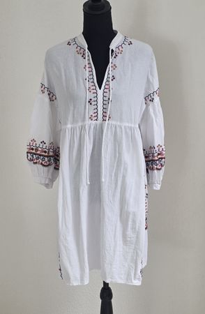 Vero Moda weisses Sommerkleid mit Stickerei Gr. S /M