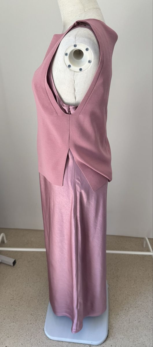 Ted Baker Robes: Ted Baker MACHAR 2-in-1 Satinkleid & Stricktop Rosa  – Neuf avec emballage d'origine à Zürich par di_archive 8