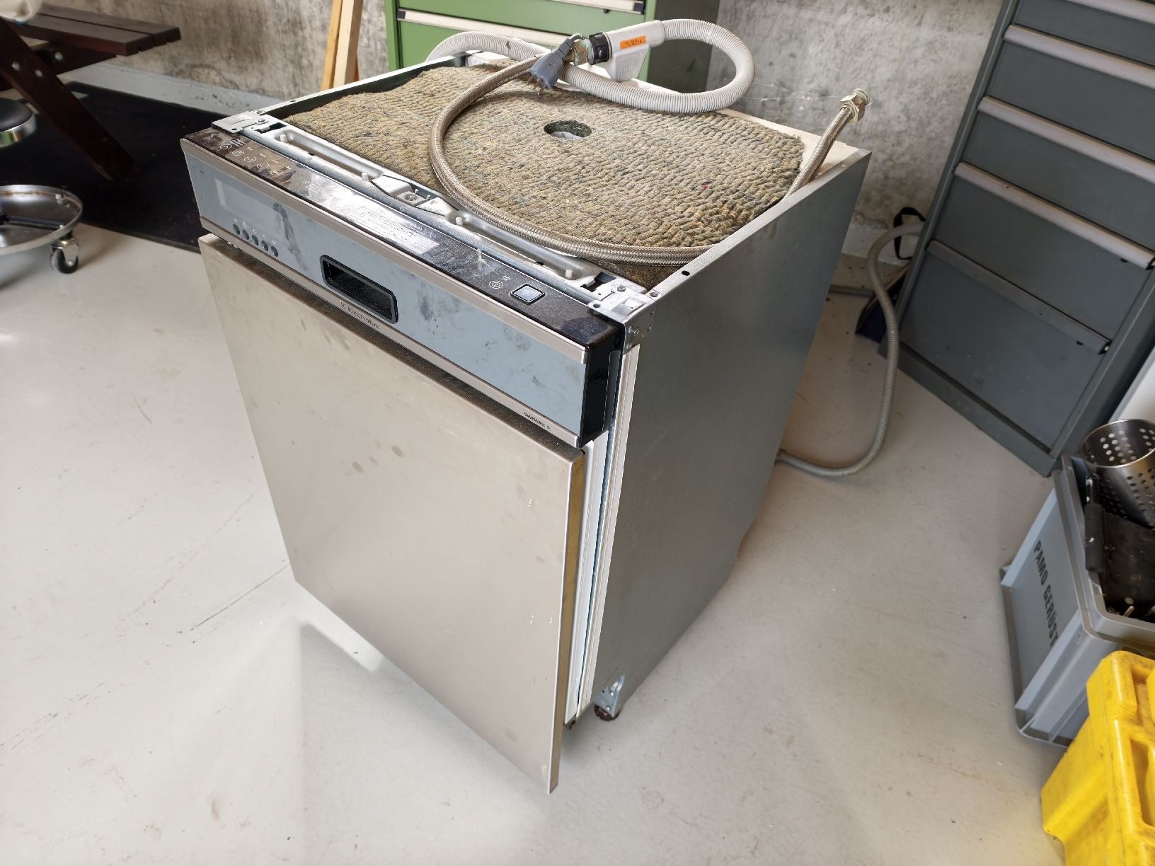 Lavastoviglie: Geschirrspüler Electrolux  – Usato da seon venduto da Betttuner