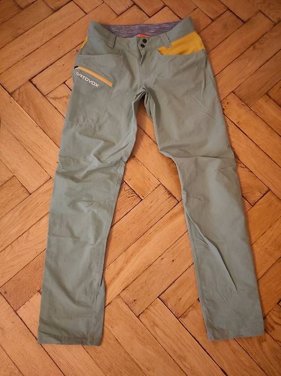 Pantaloni: Ortofox Bergsporthose, Damen, small – Usato da Bern venduto da m_k_62gv