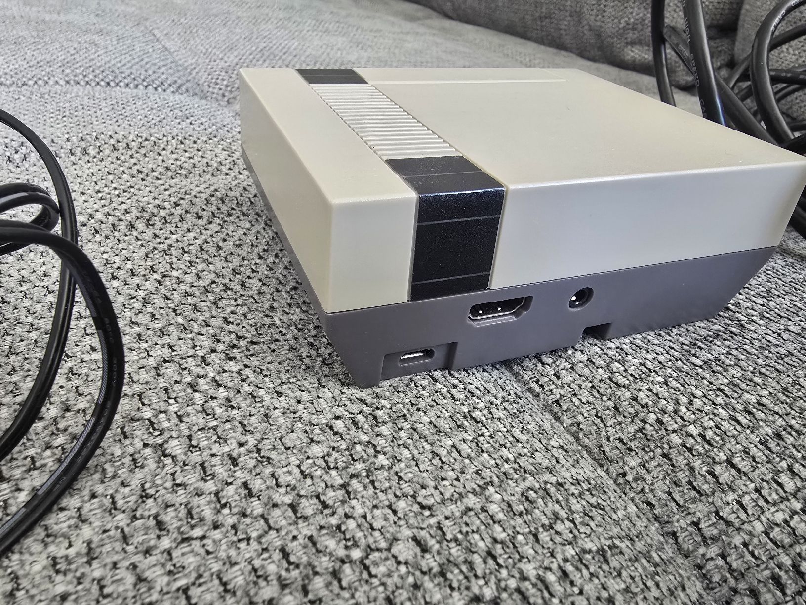 Nintendo Console: Raspberry Pi RetroPie Konsole. 4 Controller, NESPi, Zubehör. – Usato da Luzern venduto da Moonviper 4