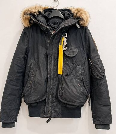 Parajumpers Winterjacke  XS  Schwarz  CHF 80 mit Echtpelz