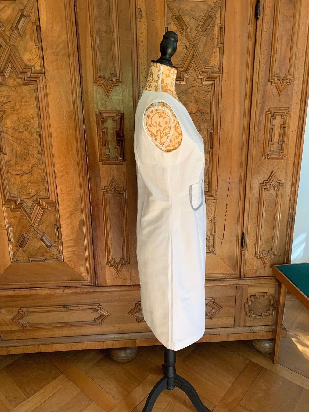 Kleider: SIMPLE Kleid "Little White"   Farbe: Weiß und Silber – Gebraucht aus Interlaken von Bona55 3