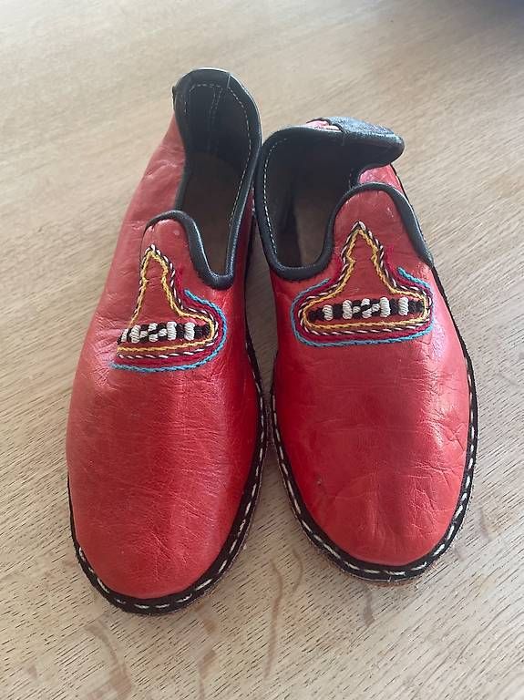 Scarpe da donna: Lederschuhe Marokko original neu – Usato da Ilanz venduto da ber_p7gr