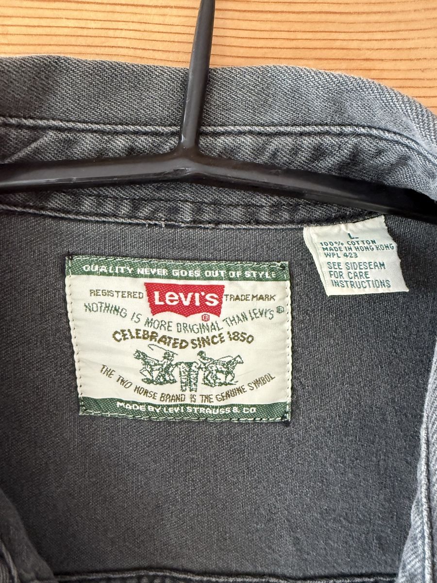 Levi's Camicie: LEVI’S Hemd/Weste NEU – Nuovo e nell'imballaggio originale da Erlenbach ZH venduto da juwe7 2