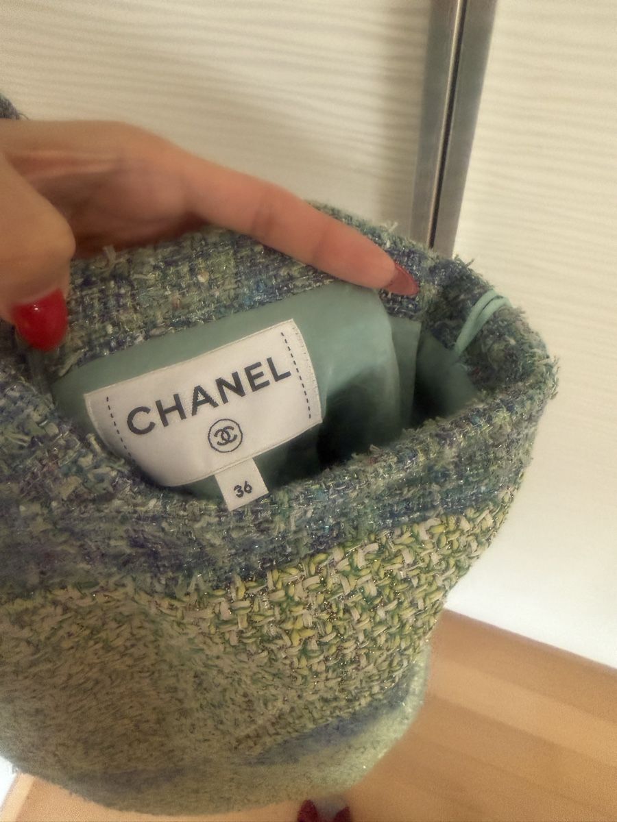 Chanel Vestiti: Chanel Tweed Dress – Usato da Langnau am Albis venduto da anjalimkchotani 2