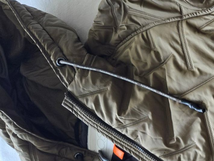 Giacche: leichte Winterjacke / Übergangsjacke "oversize" – Usato da Malans GR venduto da Miraval 5
