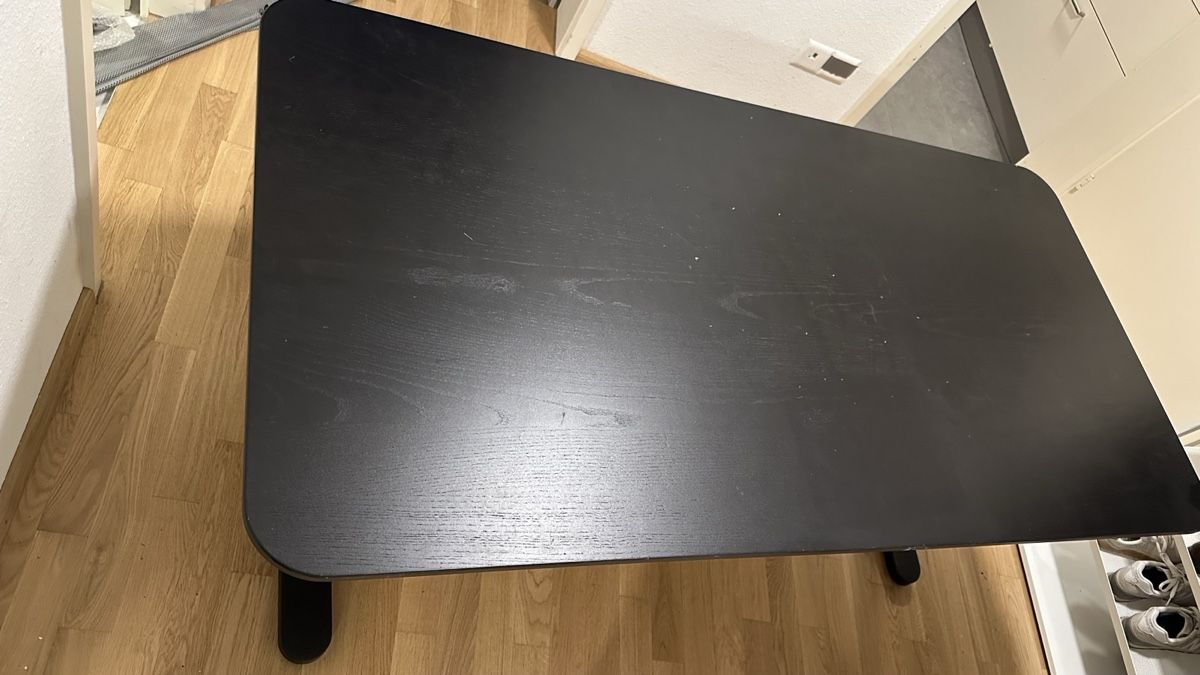 Scrivanie: Schreibtisch Home Office – Usato da Basel venduto da Pikachuu 2