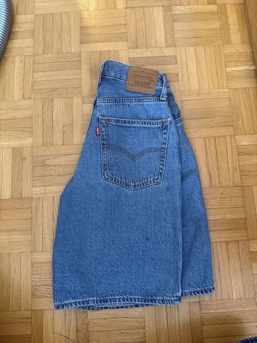 Levi's Jeans: Levi's - Jort Baggy Dad  US24  – D'occasion à Zürich par sar_j2tm 2