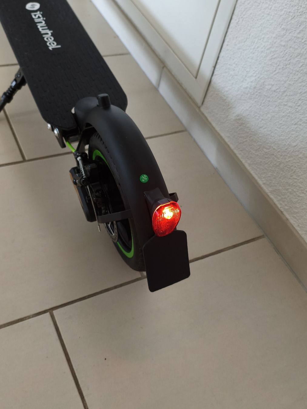Kickboard: 🔥Neuwertiger E-Scooter von isinwheel S9 Pro NP war 250.-🔥 – Nuovo (secondo la descrizione) da Dintikon venduto da Spumen 2