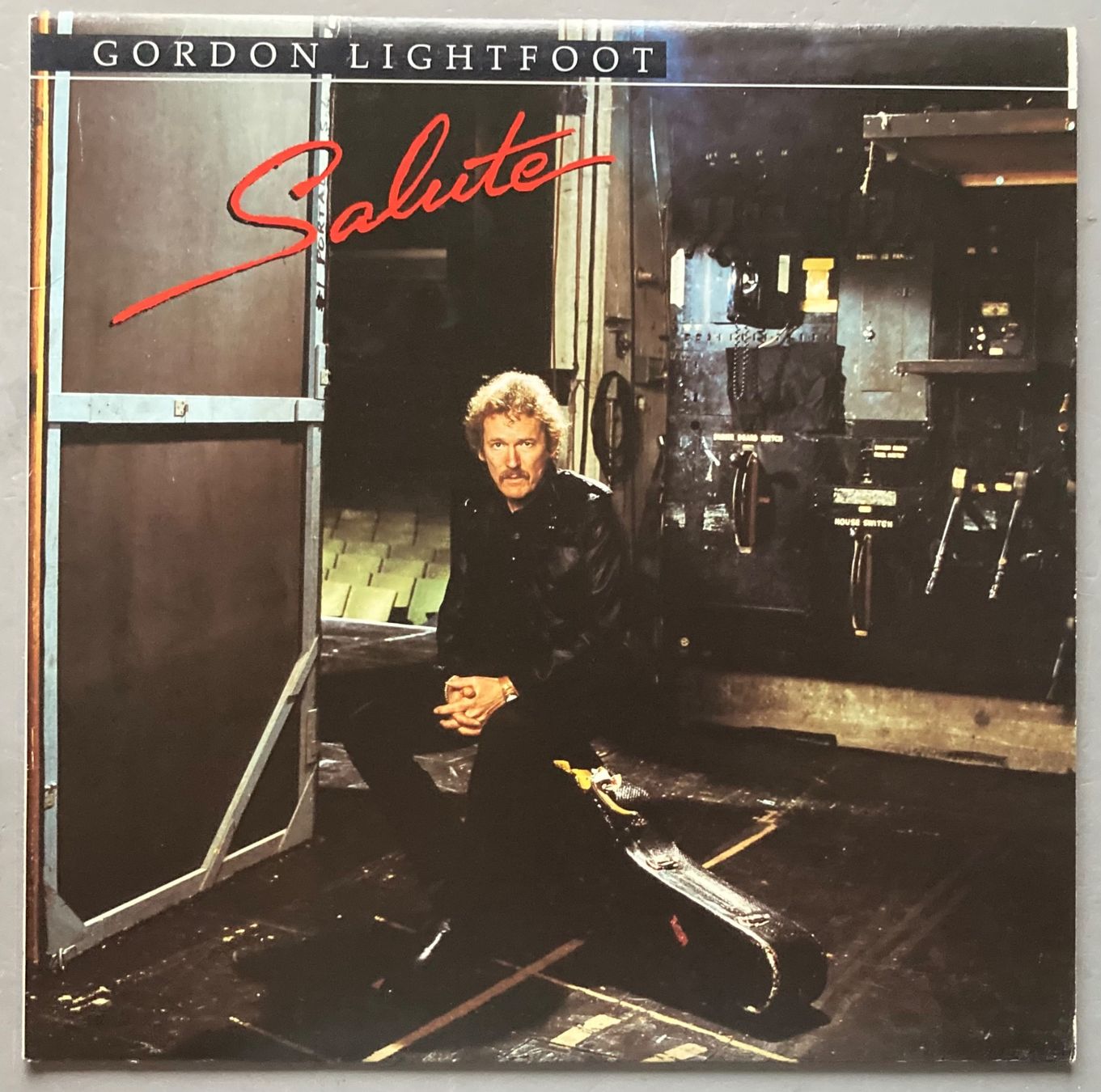 Vinyles: GORDON LIGHTFOOT - SALUTE – D'occasion à Poliez-Pittet par Newtown-Records