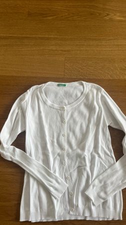 Wie NEU! Schöne Strickjacke von Benetton Gr. XS
