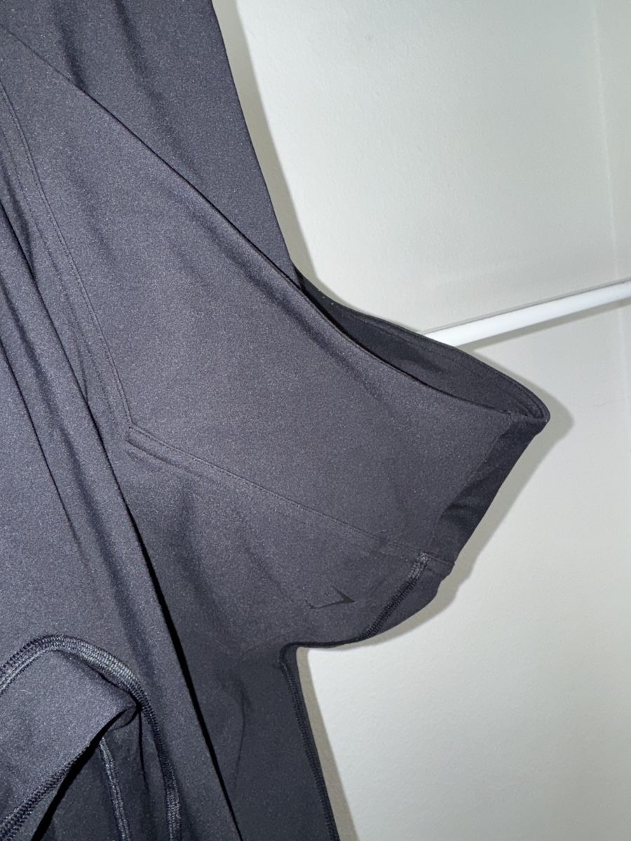 Gymshark Leggings: GYMSHARK - CROSSOVER FLARED TALL LEGGINGS – Usato da Zürich venduto da s.o13 1