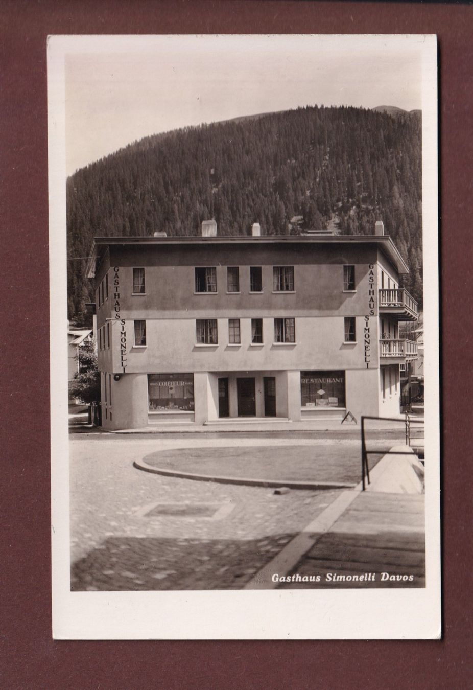 Cartoline postali: DAVOS - Gasthaus Simonelli – Usato da Pully venduto da nicecards