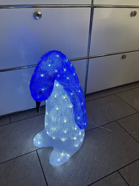 Tutte le decorazioni: Pinguin LED – Usato da Lausen venduto da ragde01