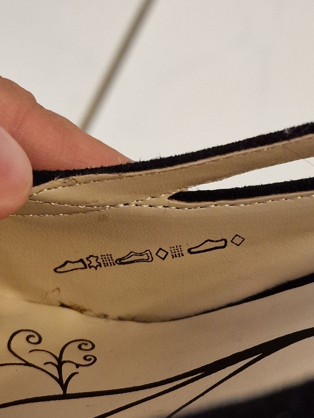 Scarpe da donna: Neue Pumps Gr. 38 – Nuovo e nell'imballaggio originale da Beinwil (Freiamt) venduto da LordS.09 5