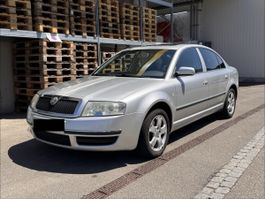Skoda Superb 2.8 V6, RBV bis 20.8., ab Platz, noch kein MFK