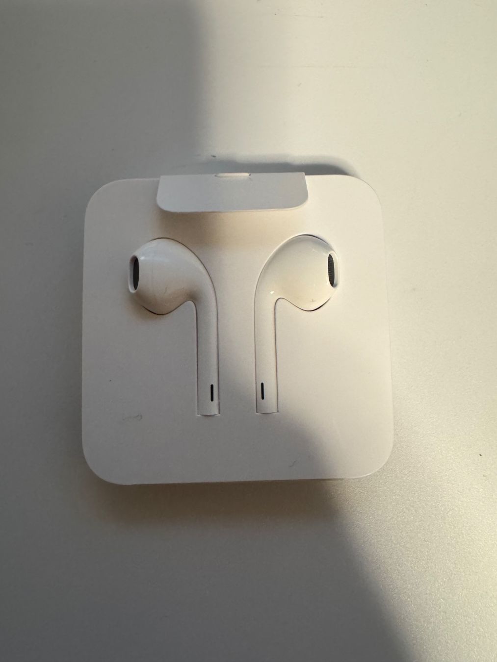 Apple Cuffie: Apple EarPods weiss - Kabel Version – Nuovo e nell'imballaggio originale da Winterthur venduto da hershanking