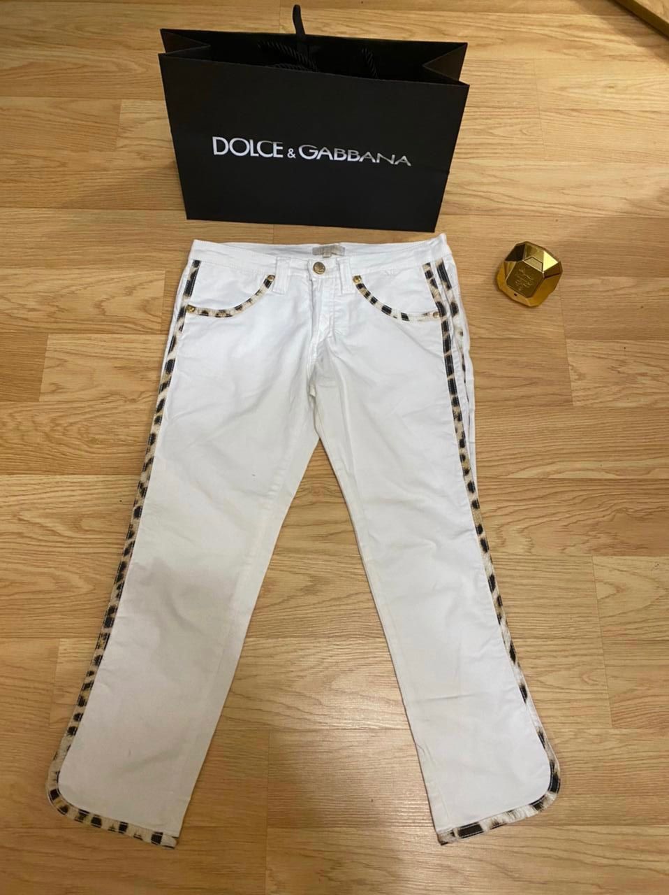 Roberto Cavalli Pantaloni: Hose Roberto Cavalli weise Original – Usato da Zell LU venduto da AliAli24