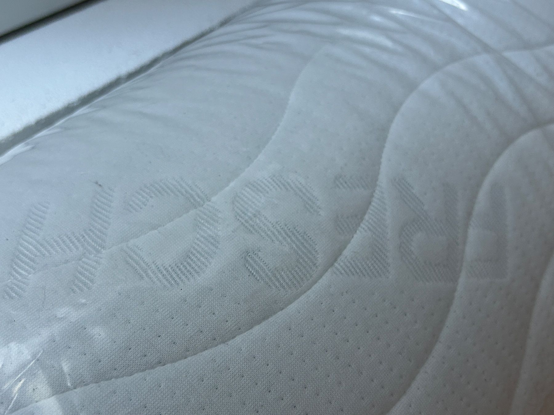 Matelas: Neuer ungebrauchter Topper CH Qualität – Neuf avec emballage d'origine à Nürensdorf par Msunnyday 1