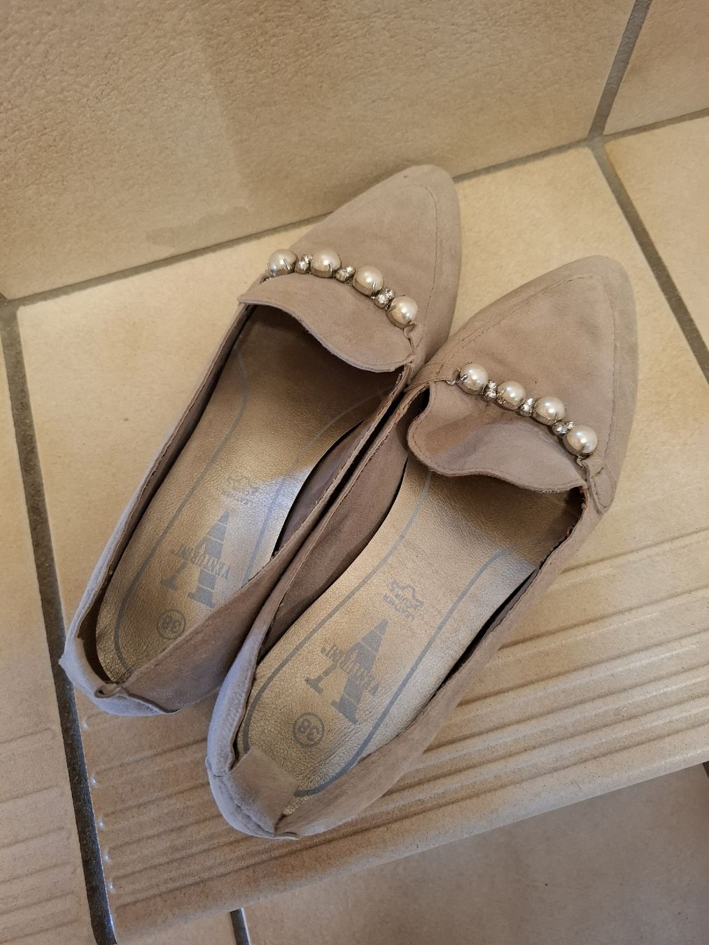 Chaussures femmes: Schuhe Grösse 38 – D'occasion à Lütisburg par amerika123 1