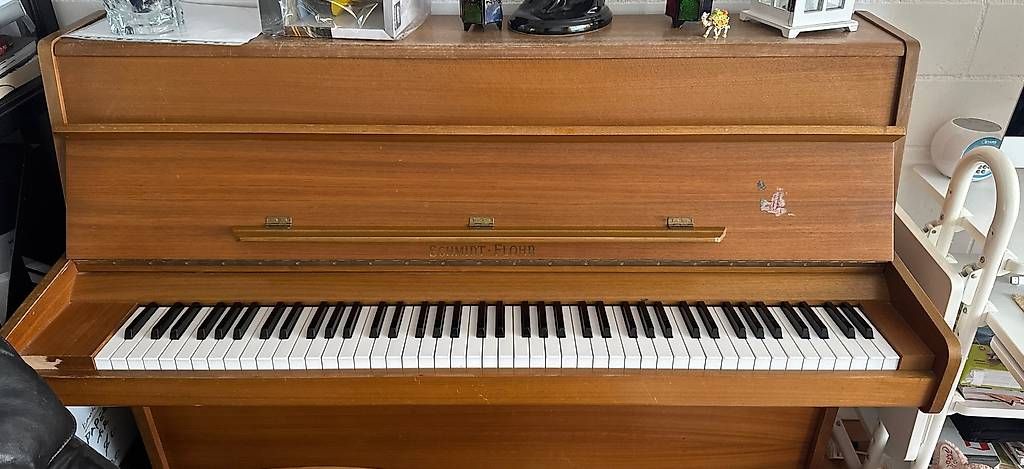 Strumenti musicali: Klavier – Usato da Oberwil b. Zug venduto da ritaaa